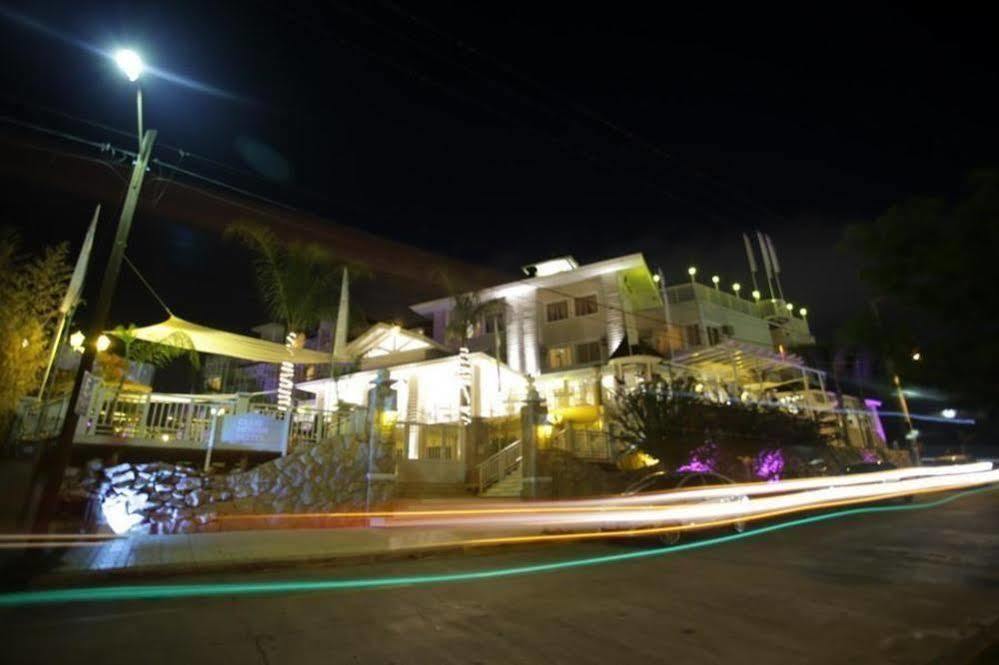 Club House Hotel Вілья-Карлос-Пас Екстер'єр фото